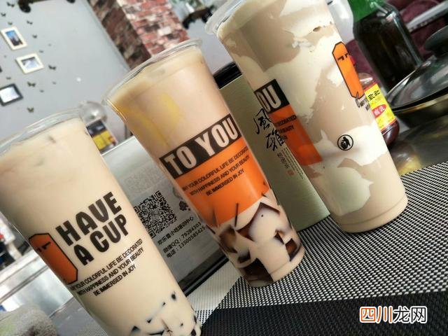 周杰伦与郑爽开的奶茶店分别叫什么 自己开一个奶茶店要多少钱