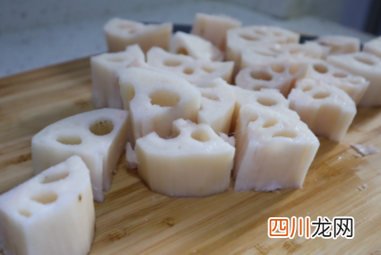 藕有点浅绿色能吃吗