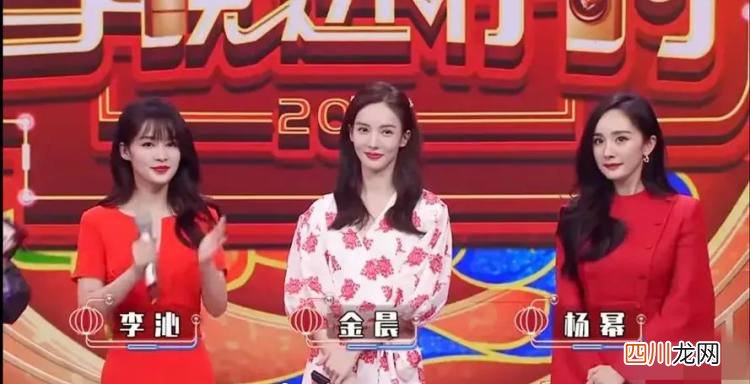 美人相遇必有一输，娱乐圈大的反差，都在女明星的合照里