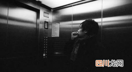 幽闭空间恐惧症是什么原因造成的 幽闭空间恐惧症有哪些症状
