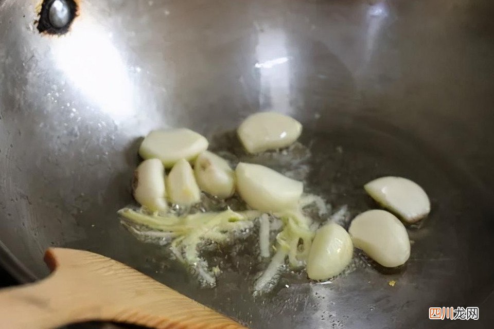 红烧排骨怎么做好吃 红烧排骨的家常做法