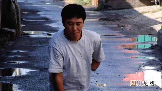 pua是什么意思？恐怖！可怕！PUA受害者带记者暗访PUA公司 却再次陷入“精神控制”