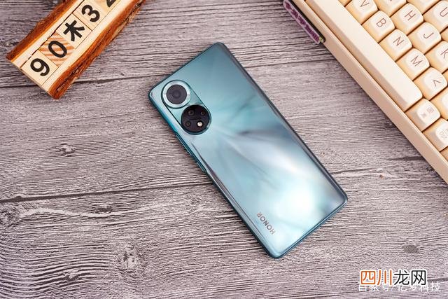 拍照什么手机好？如何挑翻一众骁龙888旗舰手机的？
