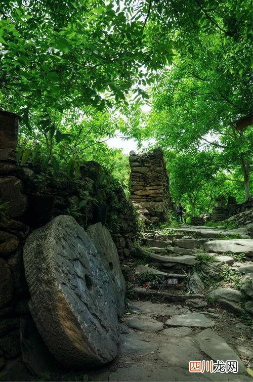 四川成都旅游攻略七日游自由行:云南这6个隐世古村，游人少原生态古风古韵