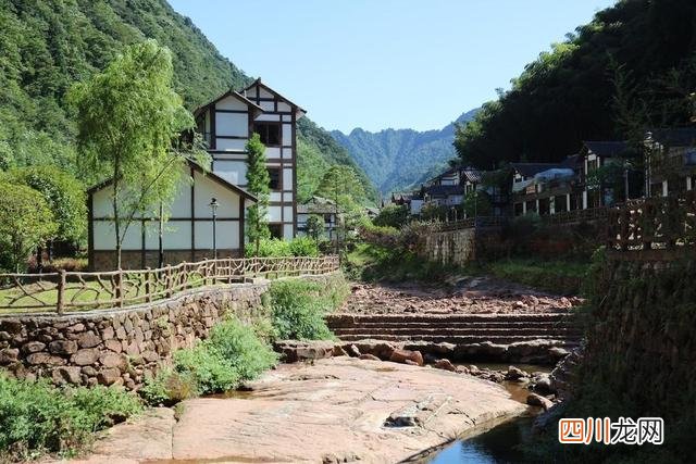 四川古蔺金鱼溪发现肉食性恐龙足迹，老胡的春天全文免费阅读