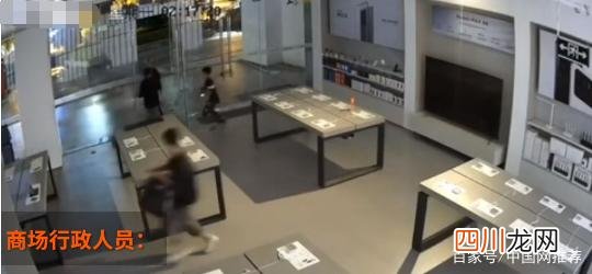 厦门6少年30秒洗劫小米专卖店登上热搜了，具体怎么回事？