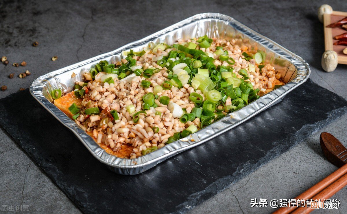 用锡箔纸包装的食物，能放进微波炉加热吗？ 蚂蚁庄园今日答案