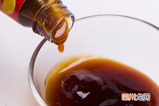 蚝油弄到衣服上怎么办