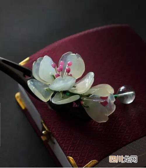 翡翠发簪不戴，放着都好美！