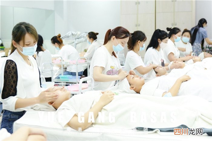 美容培训一般要多久?美容培训学校学美容一般多少钱？