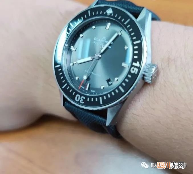劳力士表售后维修服务点：10万元左右值得买的手表，劳力士属于强吗？