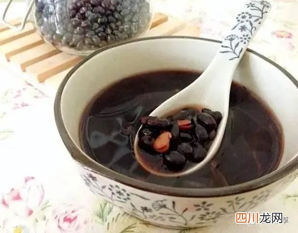 肾虚4款药膳，保你1生不虚 黑豆治疗白发吗