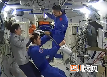 细石混凝土泵40型价格:翟志刚和王亚平配合为叶光富理发 网友：太空也有托尼老师了