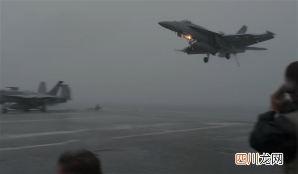 《壮志凌云2》替代品：VFA-154中队出击
