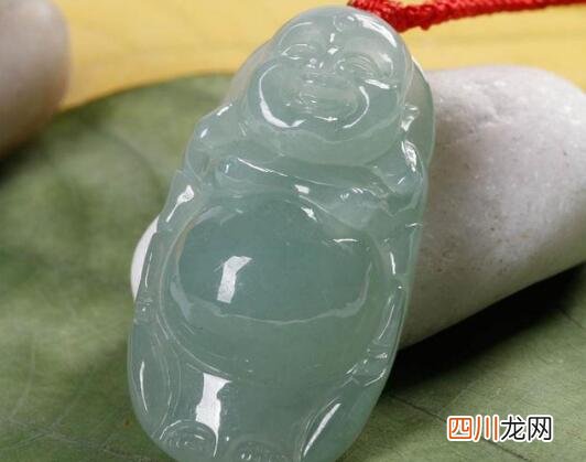 一组豆种翡翠图片告诉你，豆种翡翠也有贵的！