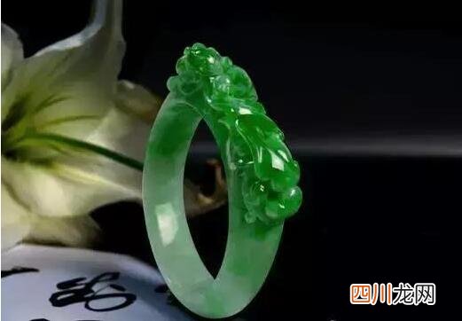 一组豆种翡翠图片告诉你，豆种翡翠也有贵的！