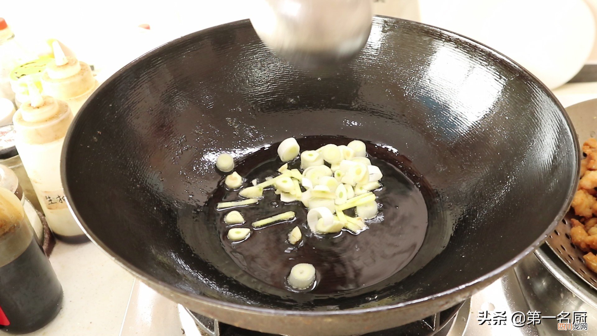 鸡胸肉怎样腌制 鲜香滑嫩 鸡胸肉怎么做好吃