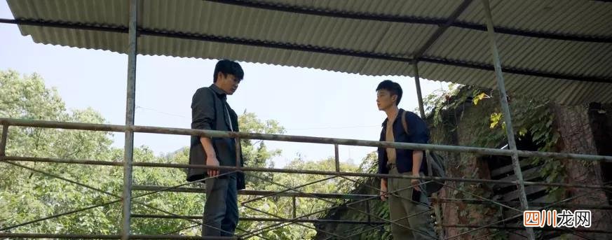 《谁是凶手》的细节让人细思极恐，赵丽颖的眼神成了解谜线索