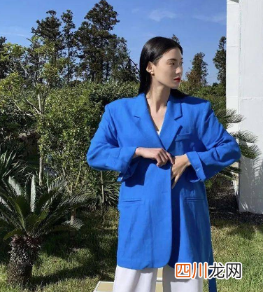 克莱因蓝显瘦吗
