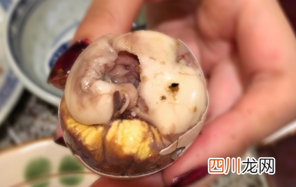 活珠子下面的硬块是什么