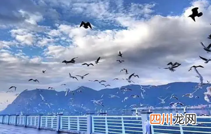 昆明12月几点天黑