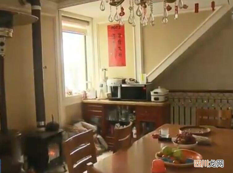 上海居民在家烧柴取暖 邻居崩溃 甚至还对着他家播放哀乐