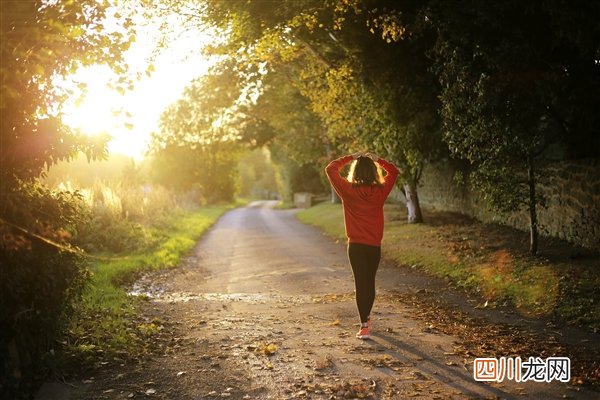 三八节被称女王节女神节引热议 妇女报发文：今天别来“碰瓷”