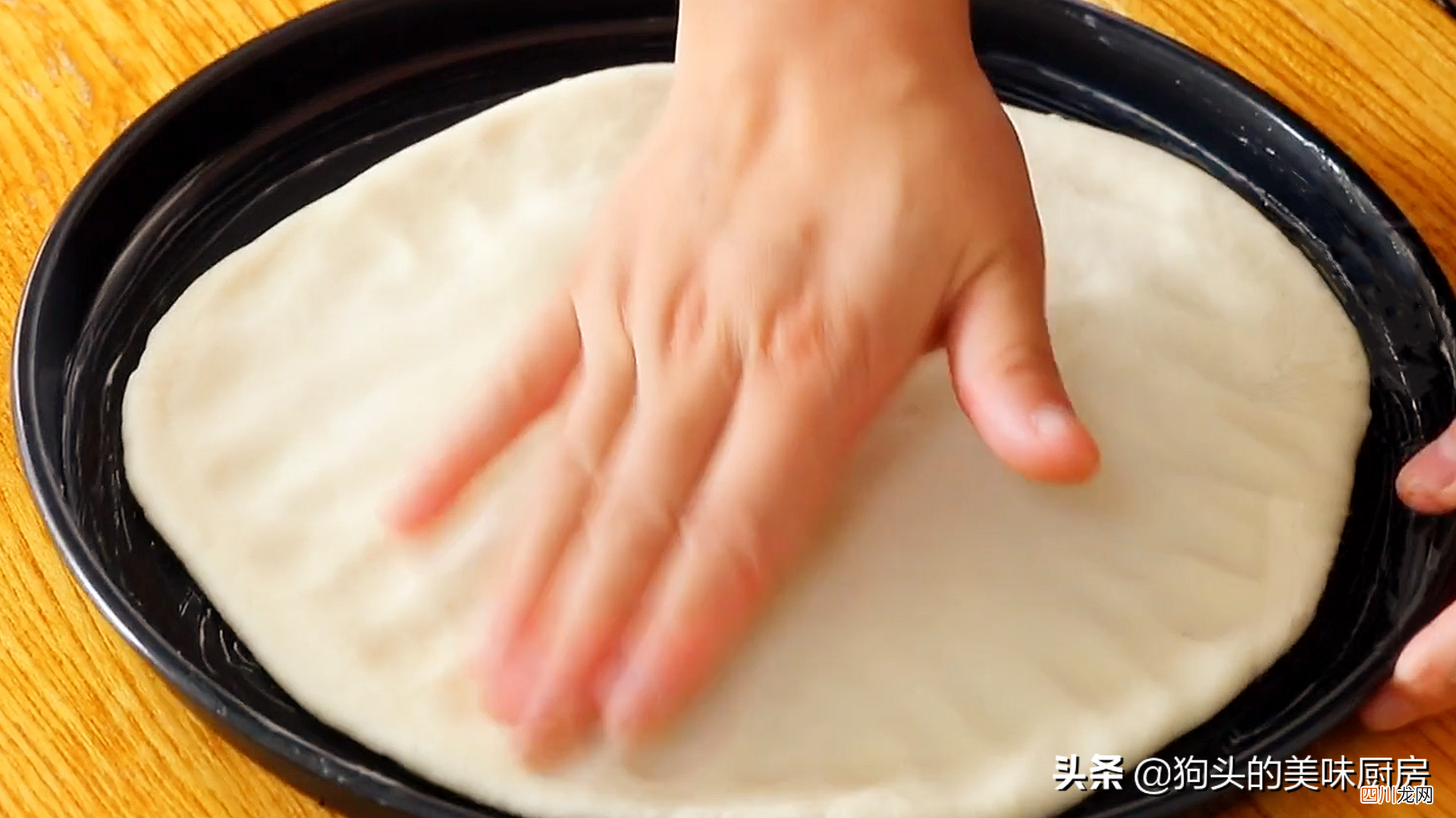 手把手教你在家做披萨，简单易学 披萨怎么做