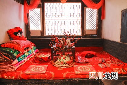 2022年农历三月十八日是订婚的吉日吗？