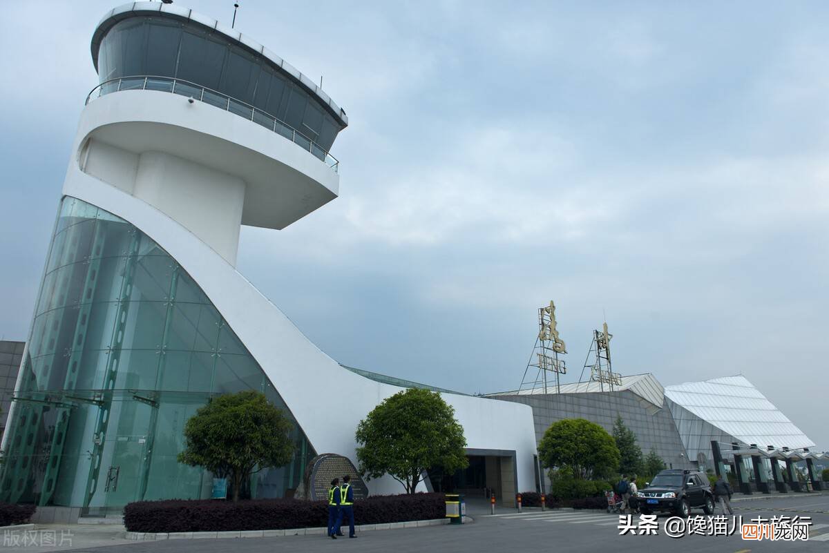 乘坐飞机提前多长时间登机 飞机一般提前多久登机