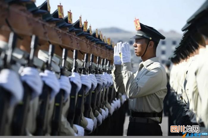 全国征兵下半年应征报名的时间为 征兵网上半年报名的还需要下半年报名吗