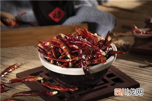 切完辣椒手辣怎么办？怎么预防沾上辣味？