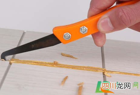 美缝剂太难看用什么工具去除