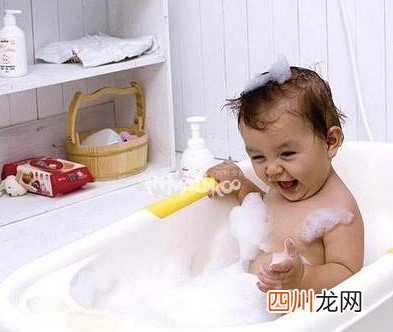 洗澡健身操帮你缓解腰痛