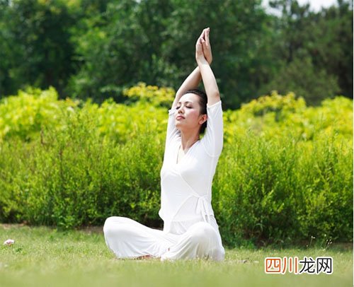 八式有氧瑜伽有效健身 打造夏日比基尼身材