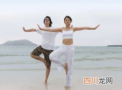 练习高温瑜伽 在热恋温度里健身