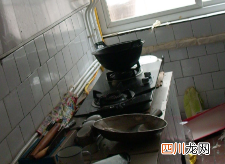 煤气灶进水了还能用吗