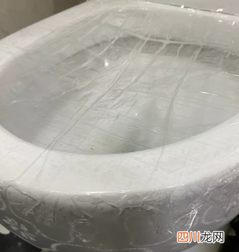 马桶保鲜膜疏通法原理