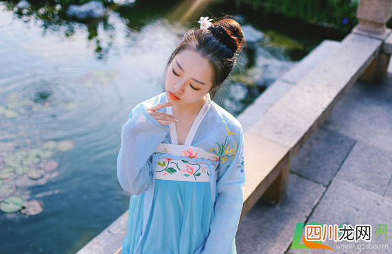 汉服买回来要洗了再穿吗