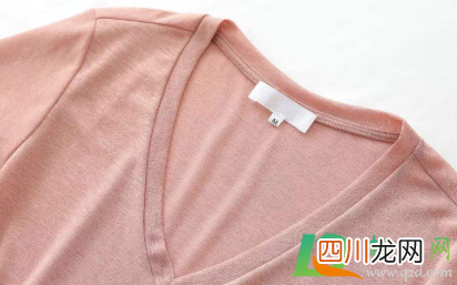 夏季衣服上的汗渍发霉点怎么清洗