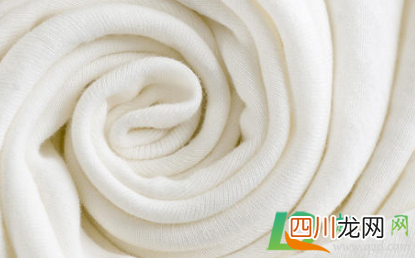 纯棉衣服用什么洗不褪色不变旧