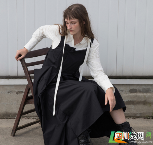 背带裙背带断了还能穿不