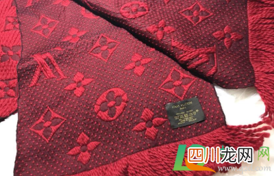 羊绒围巾已经泡到水里了怎么办