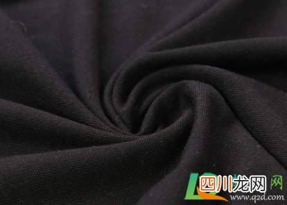 黑衣服掉黑毛什么原因