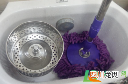 拖布黑了怎么处理