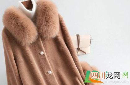羊剪绒外套零下10度穿冷吗