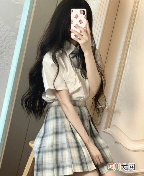 jk怎么坐不会压坏褶子