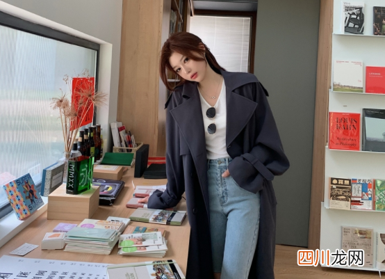 风衣染色怎么洗掉