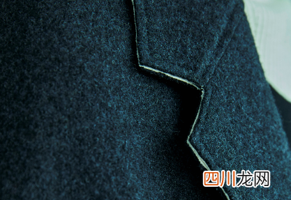 澳毛大衣质感硬吗