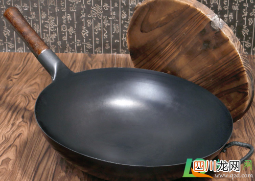 铁锅炒菜粘锅吗